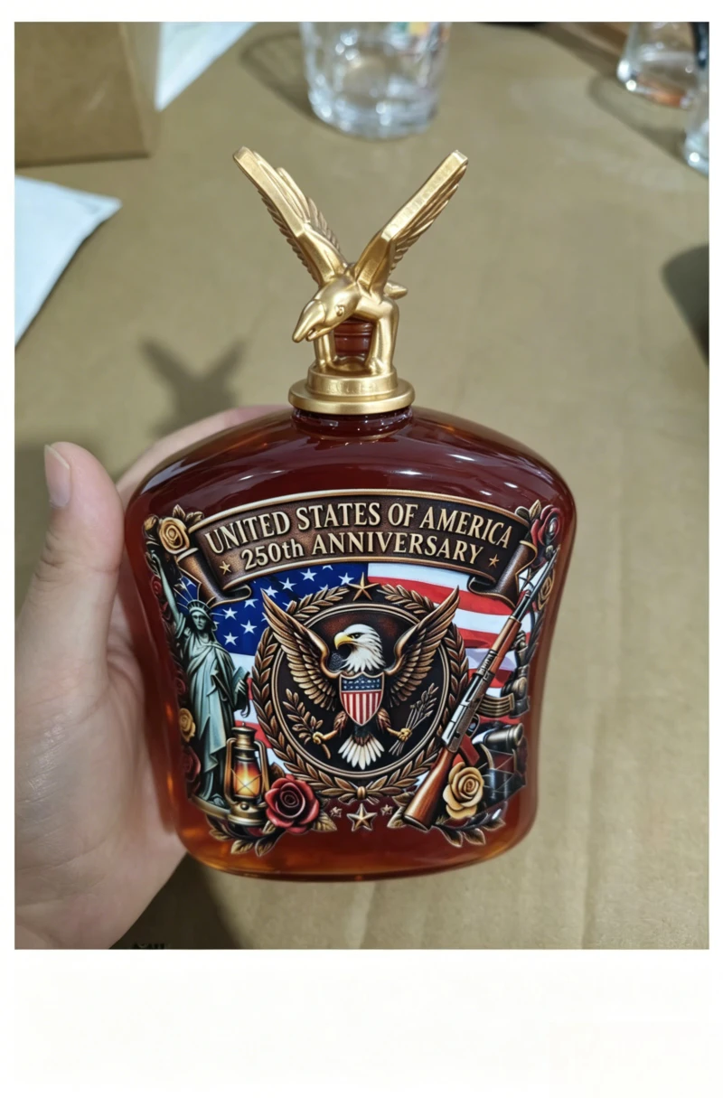 Vintage American Freedom Eagle - огляд і ціна Vintage Collectible Liquor Bottles