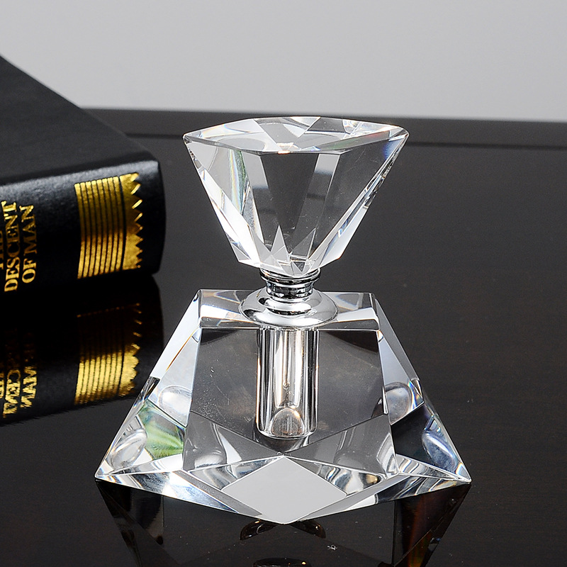 Vintage European Crystal Perfu - огляд і ціна Vintage Collectible Bottles