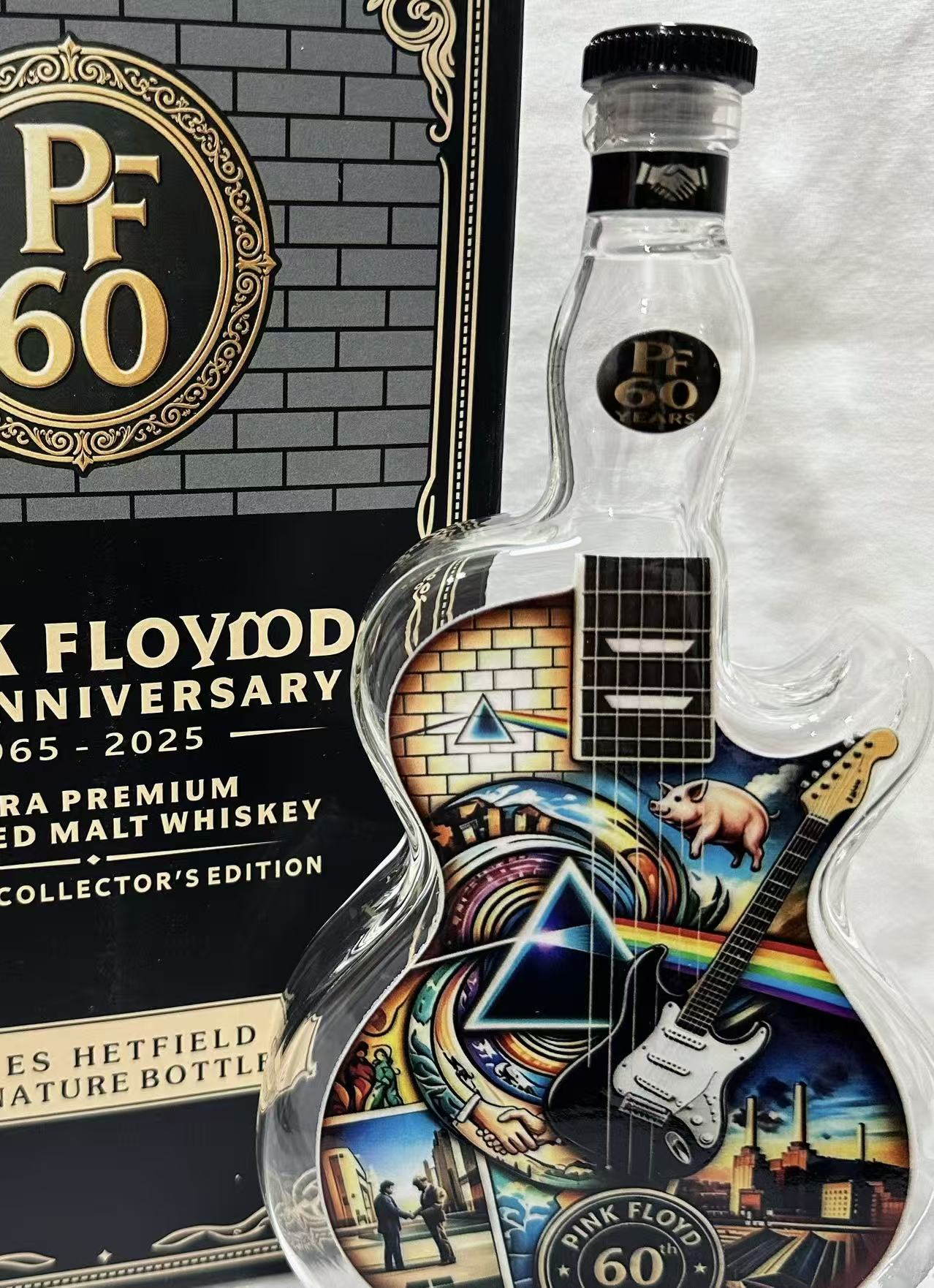 Vintage Rock Style Guitar-Axe  - огляд і ціна Vintage Collectible Liquor Bottles
